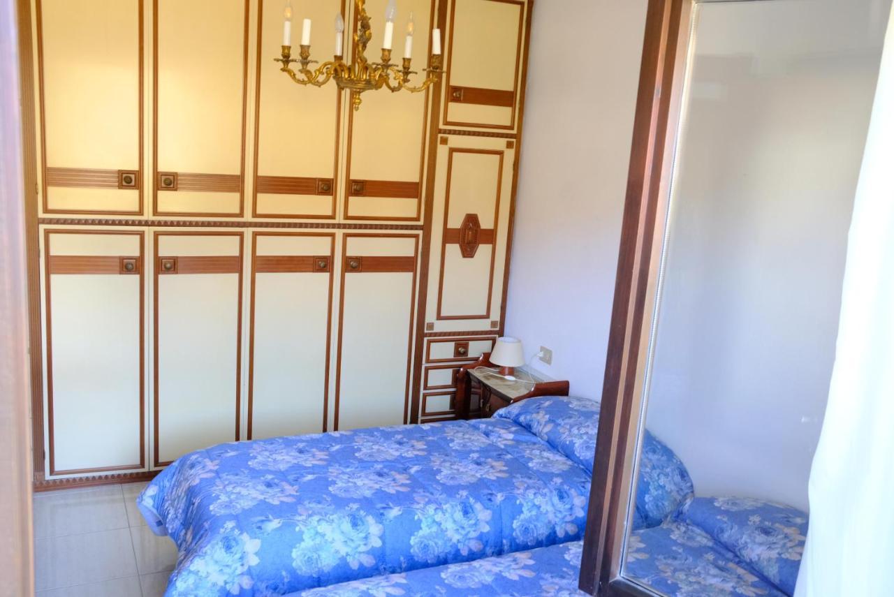 Hotel Il Canneto Porto Ceresio Extérieur photo