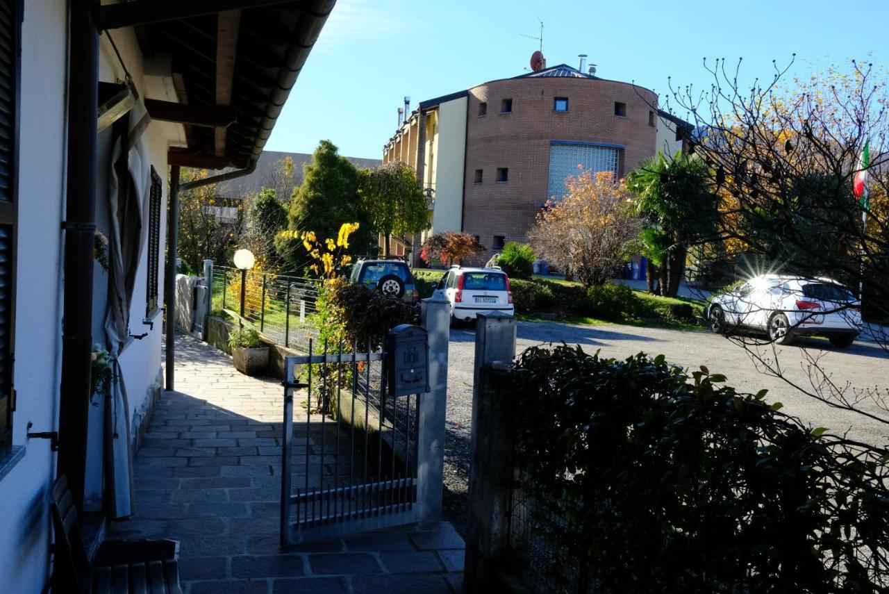 Hotel Il Canneto Porto Ceresio Extérieur photo