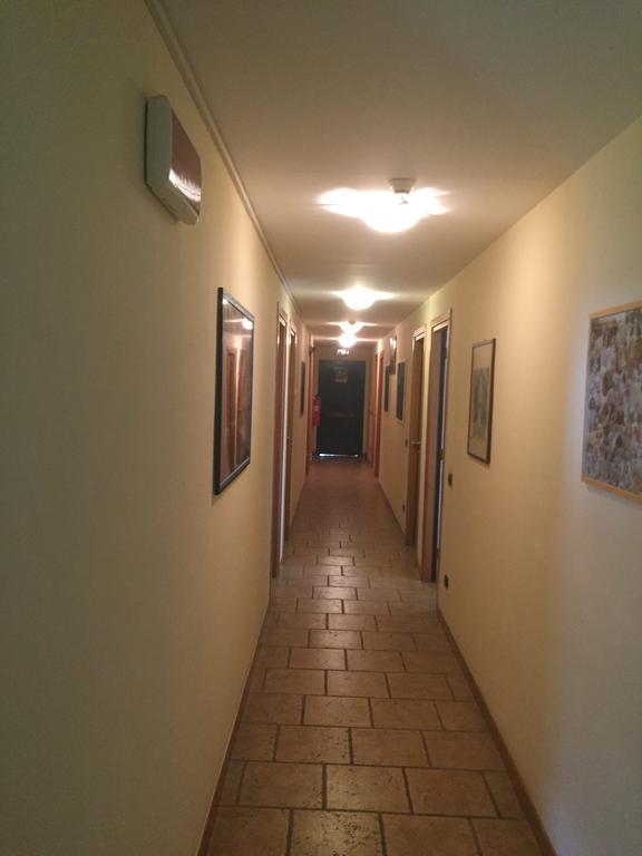 Hotel Il Canneto Porto Ceresio Extérieur photo